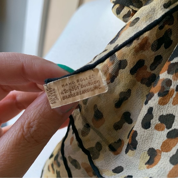 Vintage Animal Leopard Print Mob Wife Rectangular Silk Scarf Hand Rolled Hem - Picture 9 of 9